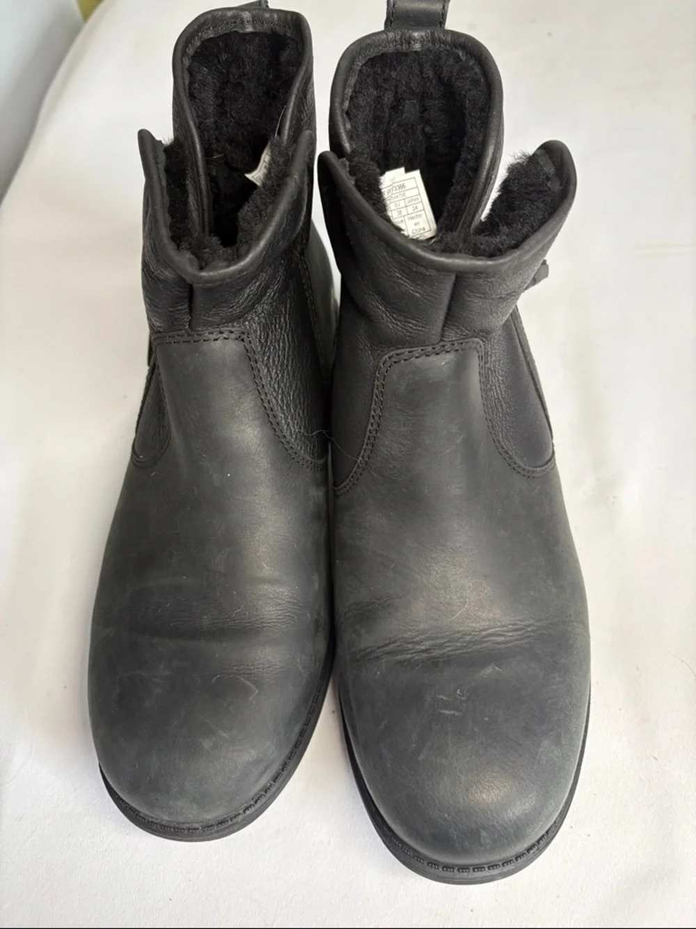 UGG Black Leather Women's Ankle Zip Booties 7
